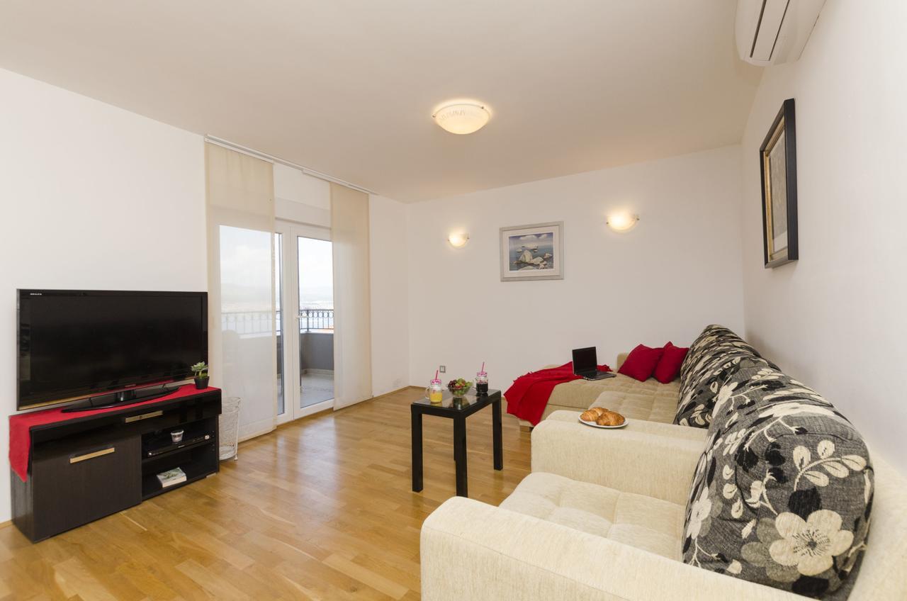 Apartments Maja Округ-Доньи Экстерьер фото